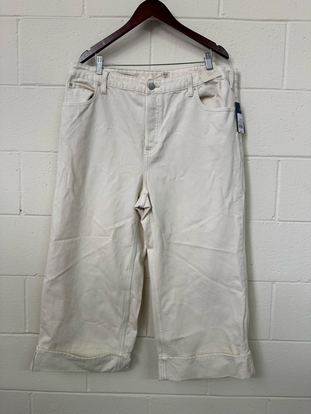 Women’s Universal Thread Wide Leg Cream Cuffed Pants